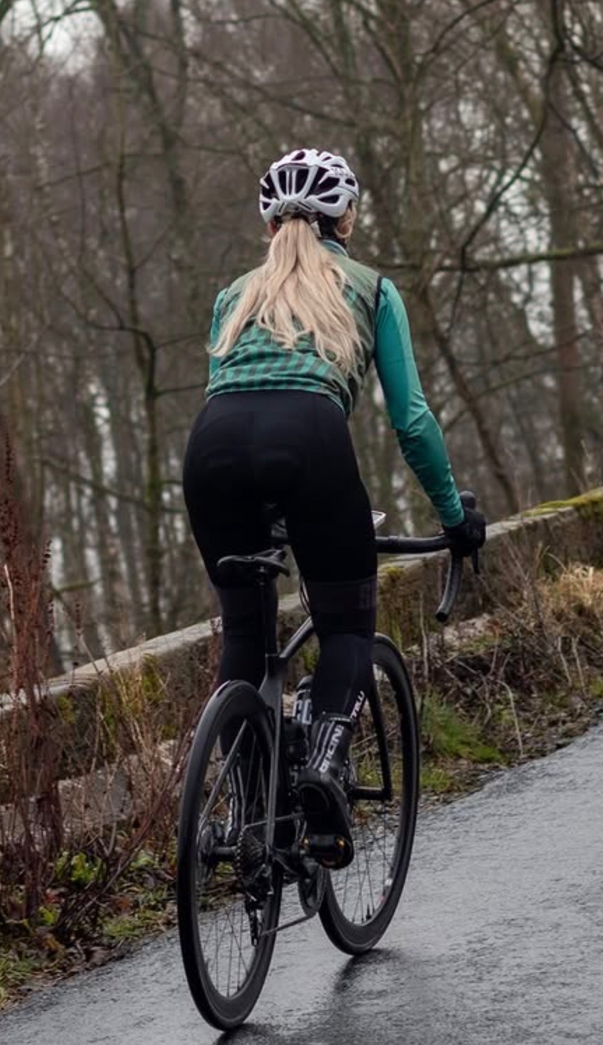Spearmint and moss cycling gilet